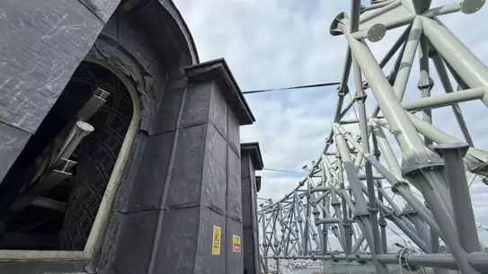 Kubbe pencerelerinin sökülme anı