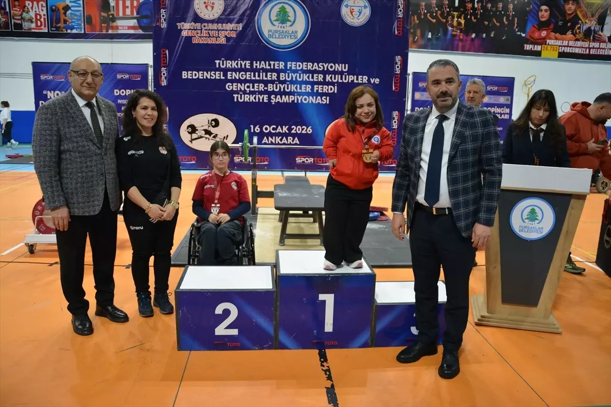 Ankara’da Engelli Halter Şampiyonası Kapılarını Açtı