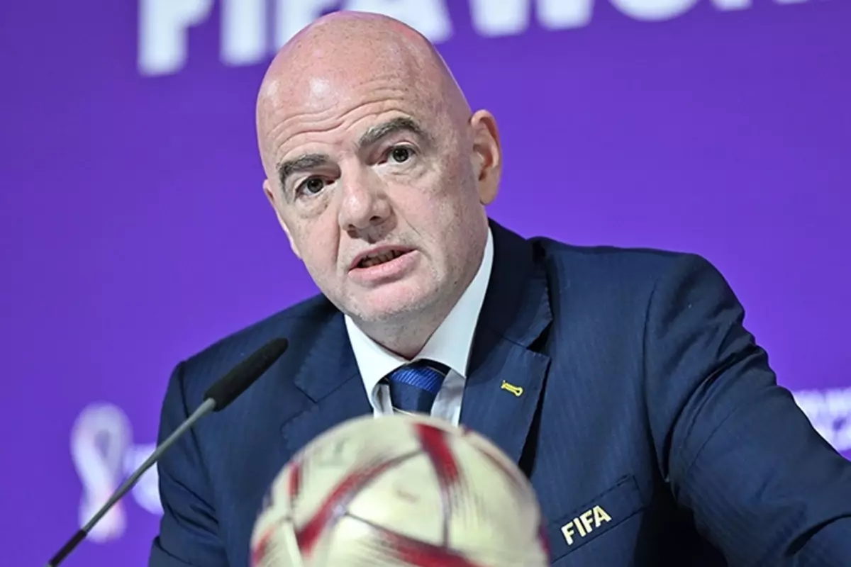 FIFA Başkanı Infantino'nun Maaş Artışı Gündemde: 5,27 Milyon Euro'ya Ulaştı