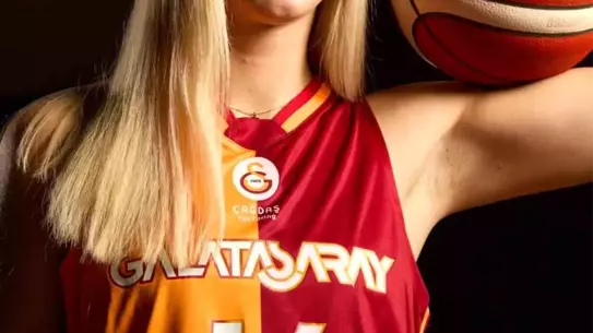 Dorka Juhász, Galatasaray’da Annesinin İzinde: Mirası ve Gururu