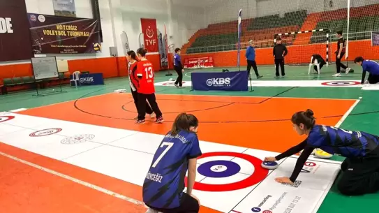 Köyceğiz’de Floor Curling İl Turnuvası Şampiyonları Açıklandı