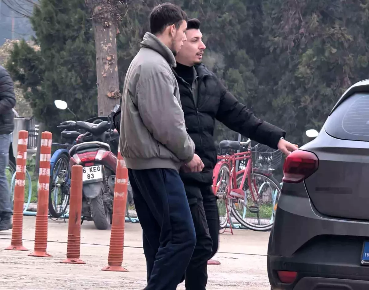 İnegöl'de Narkotik Ekipleri Bonzai Ticaretiyle Yüzleşti