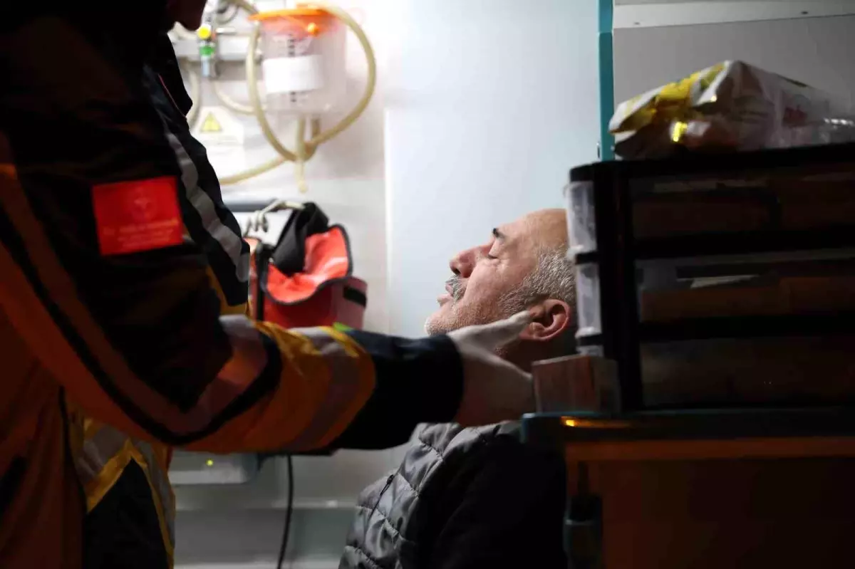 Elazığ’da Kombi Bacası Arızası Sonucu 8 Kişi Doğalgaz Zehirlenmesi