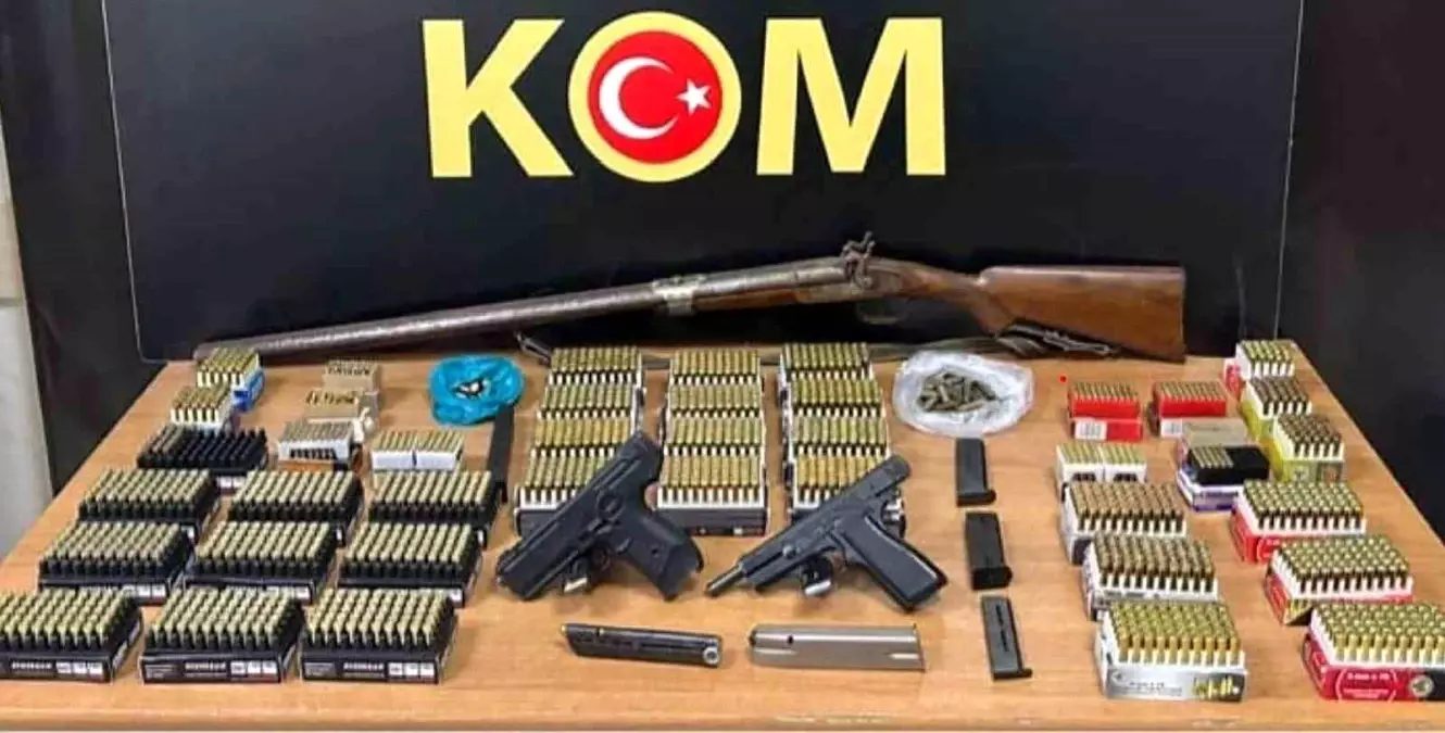 Muğla'da Büyük Silah Operasyonu: Yüzlerce Ruhsatsız Tabanca Ele Geçirildi