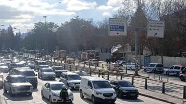 Ankara'da İçişleri Bakanlığı Kampüsünde Kontenjan Yangını Hızla Söndürüldü