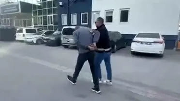 Mahkeme salonunda tutuklama anı