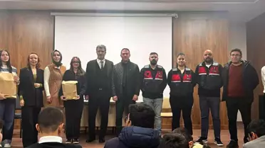 Gaziantep Jandarması Öğretmen ve Öğrencilere Siber Güvenlik Bilinci Kazandırdı