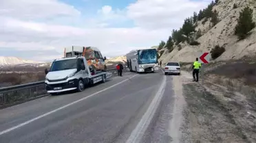 Kaza sonrası otobüs ve minibüs