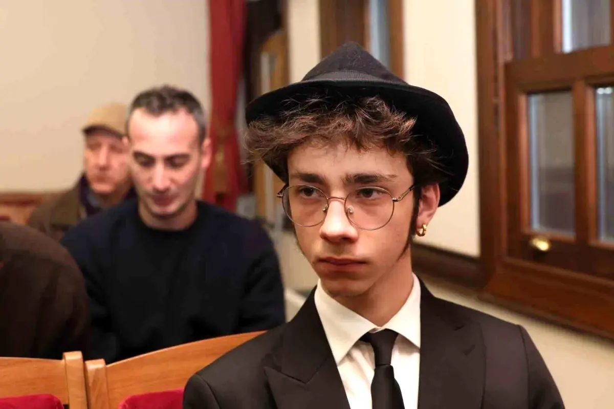 Bursa’da Dünya Mantık Günü: Sosyal Medyada Yanıltıcı Düşünce Kalıpları Ele Alındı