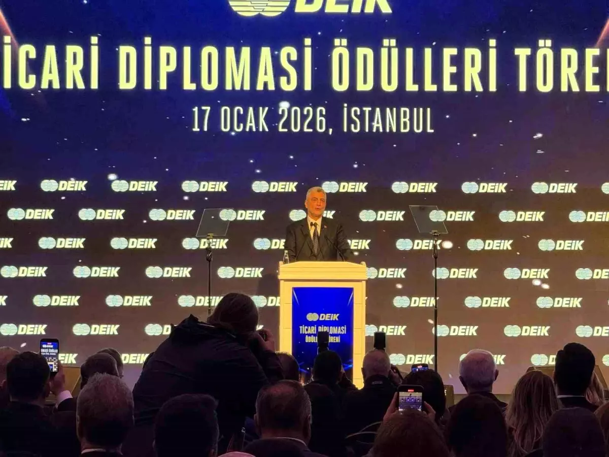 Ticaret Bakanı Bolat'tan 2025 Enflasyon Hedefi ve İhracat Artışı Açıklamaları