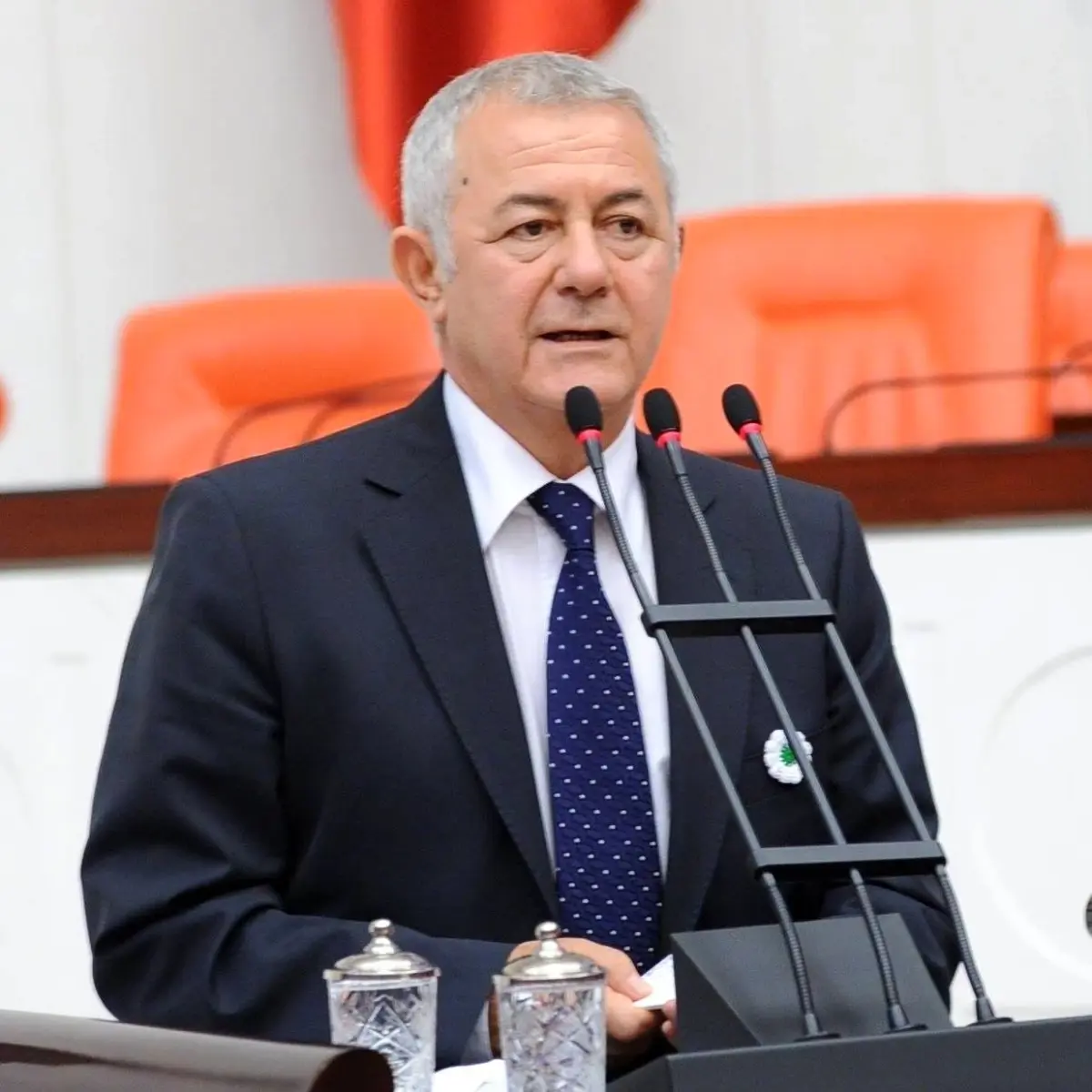 İZSİAD Yüksek Danışma Kurulu’ndan Alaattin Yüksel’e Başkan Adaylığı Önerisi