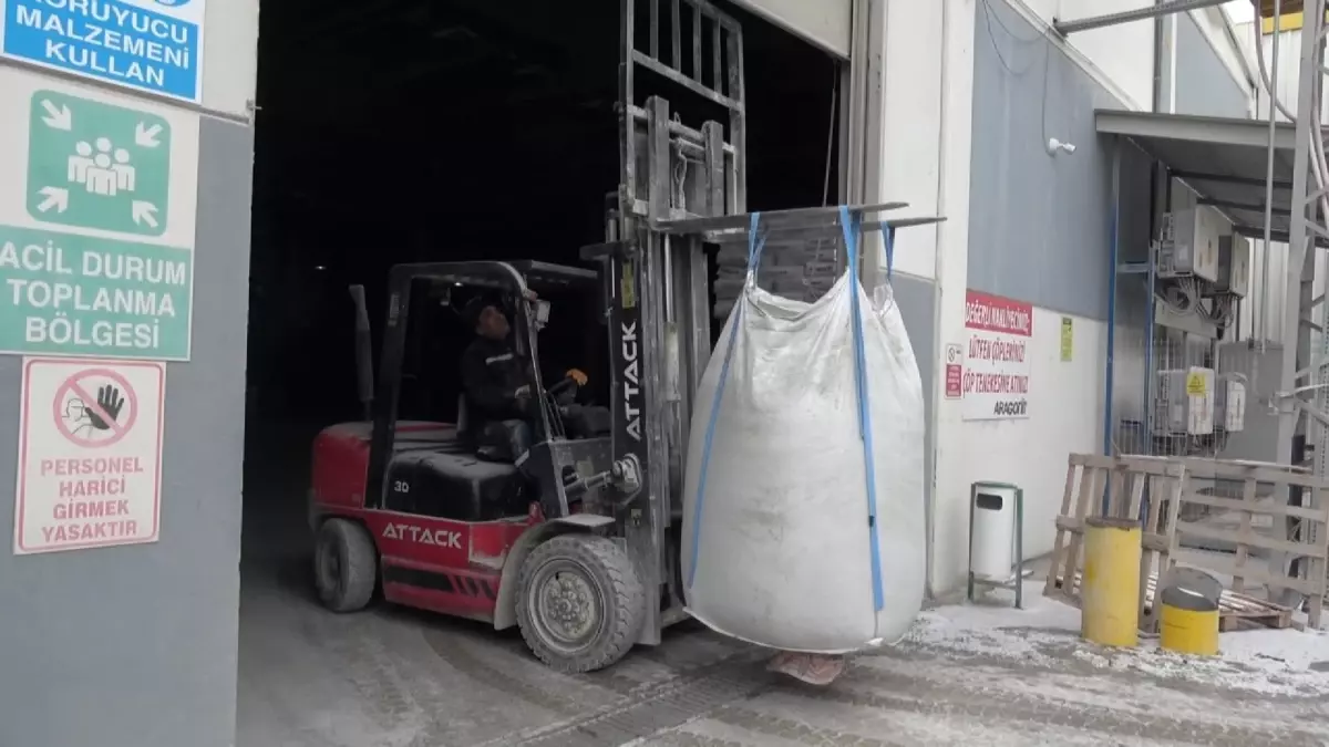 Kütahya’da 3.500 İşçi Açığı: Fabrikalar Neden Personel Bulamıyor?