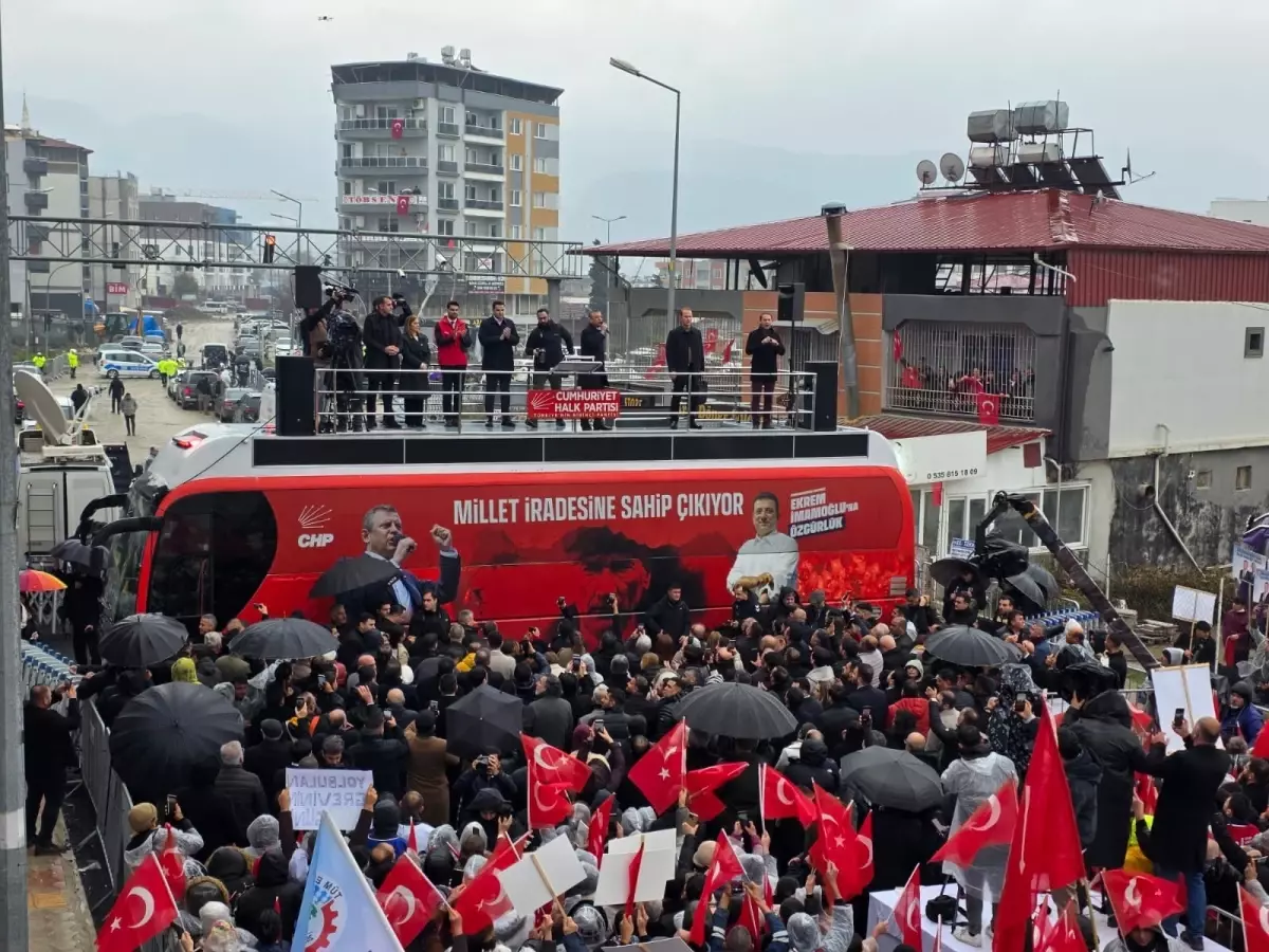 Özgür Özel Hatay’da Demokrasi ve Ekonomik Çözüm Çağrısı