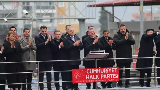CHP Genel Başkanı Özgür Özel Hatay mitingi sırasında