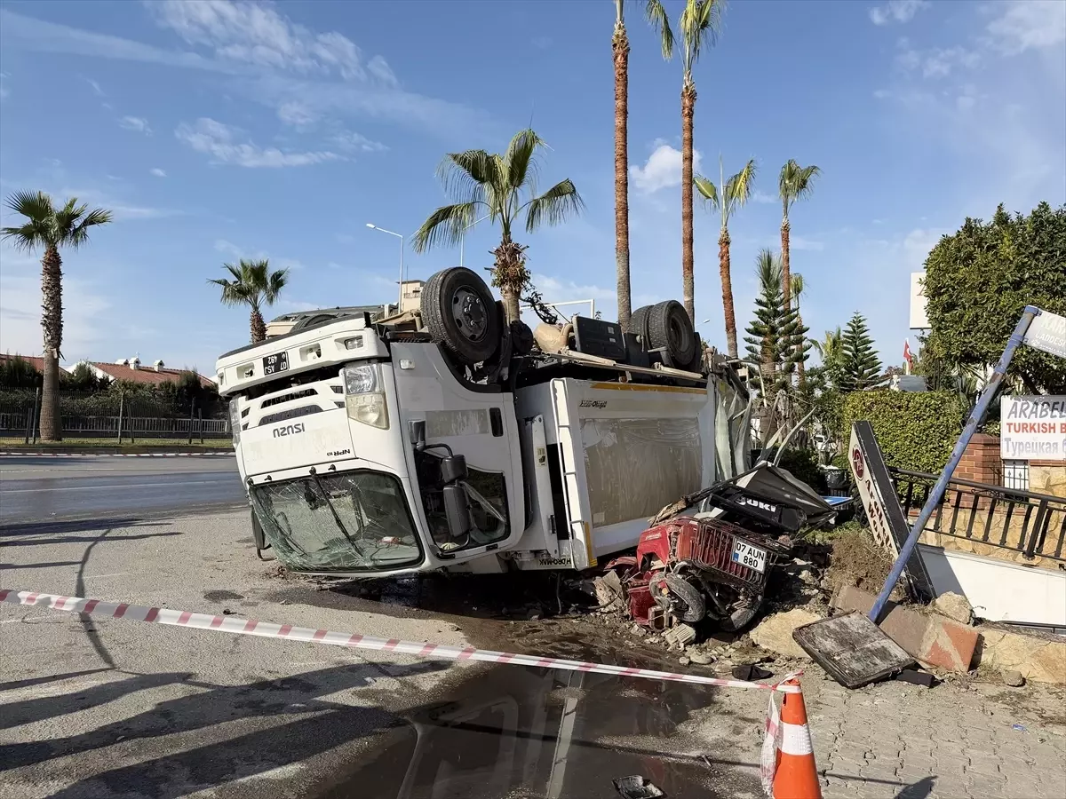 Alanya’da 3 Yaralı Trafik Kazası: Olayın Detayları ve İlk Yardım Çalışmaları