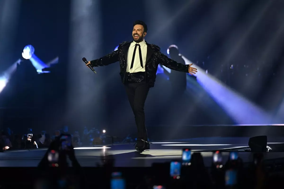 Tarkan’ın 7 Yıllık Mola Sonrası İstanbul Konseri ve 'Kuzu Kuzu' Dansı Gündemde