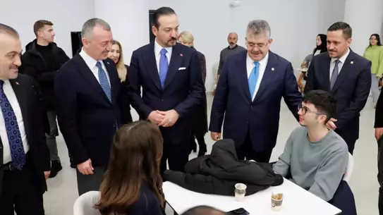 Kürşad Zorlu, Kocaeli’de Proje Ziyaretleri ve Yerel Liderlerle Görüşmeler Gerçekleştirdi