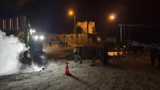 Aydın Germencik’te Jeotermal Boru Hattı Patlaması: Buhar Sızıntısı Yol Kapattı