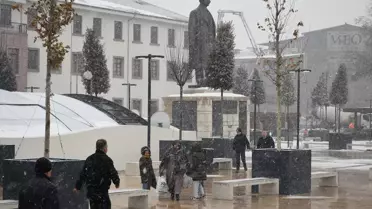 Kar yağışıyla kaplı Malatya yolları