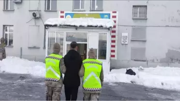 Muş'ta 4 Yıl 9 Ay Hapis Cezalı Firari Mahkum Jandarmanın Hızlı Operasyonu ile Yakalandı