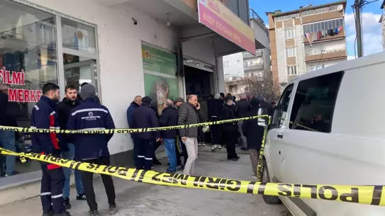 Olay yerinde bulunan oto tamir atölyesi içi görüntüsü