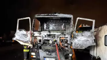 Yangın sonrası araç kalıntısı