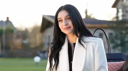 Zeynep ve Serhat'ın Formalite Evliliği: Gerçek Aşk Kapısını Açabilir mi?