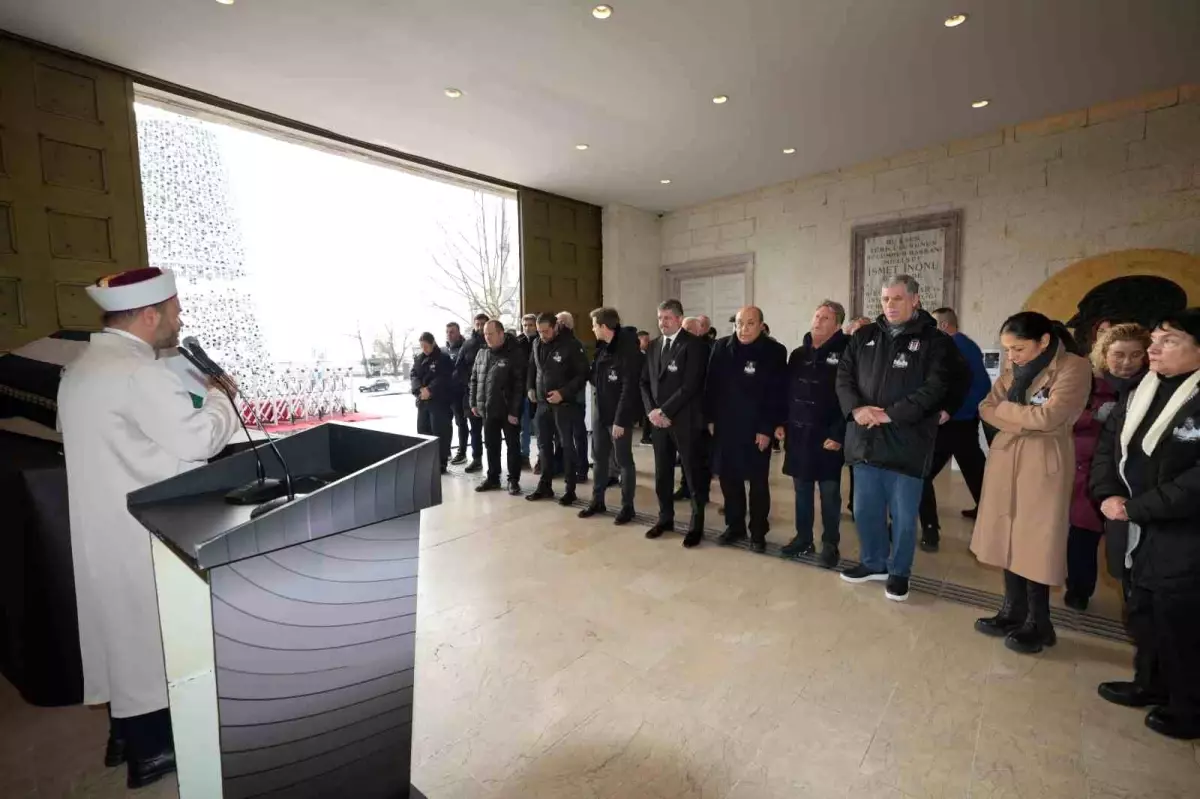 Yüksel Okçuoğlu'na Tüpraş Stadyumu'nda Duygu Dolu Anma Töreni