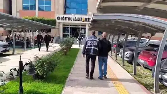 Hatay'ın Dörtyol İlçesinde 8 Aranan Kişi Gözaltına Alındı, 5 Tutuklandı