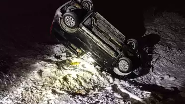 Midyat’ta Hafif Ticari Araç Devrildi: 5 Kişi Yaralandı