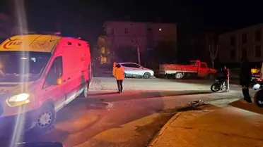 Çorum’da Trafik Kazası: Motosiklet Sürücüsü ve Yolcusu Yaralı, Kaçan Araç Aranıyor