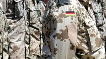 Almanya, Trump'ın %10 Gümrük Vergisine Tepki Olarak Grönland'daki Askerlerini Çekti