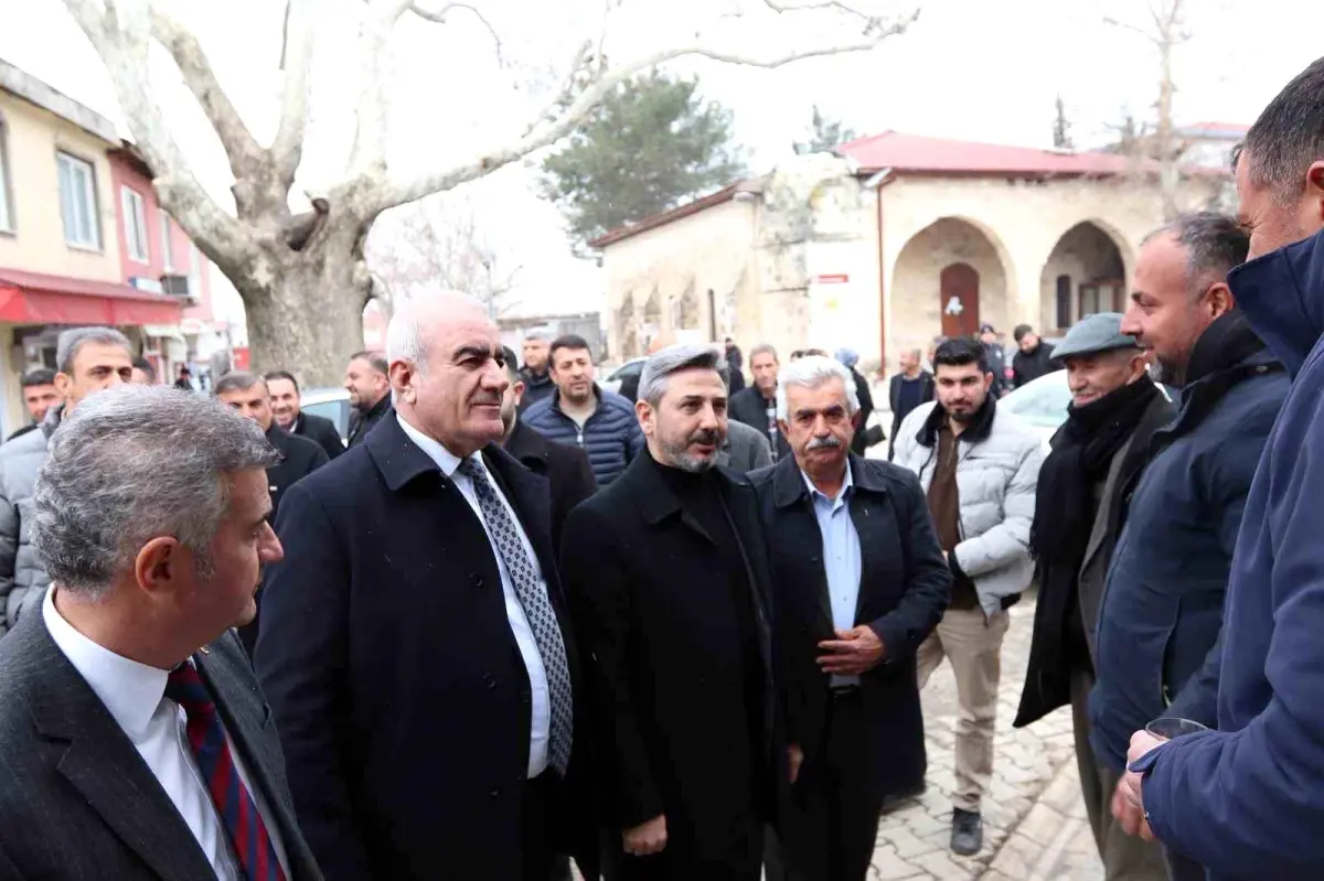 Bakan Yardımcısı Ahmet Aydın ve Milletvekili Hüseyin Özhan, Adıyaman’ın Tut, Gölbaşı ve Besni İlçelerinde Esnaf ve Gençlerle Buluştu