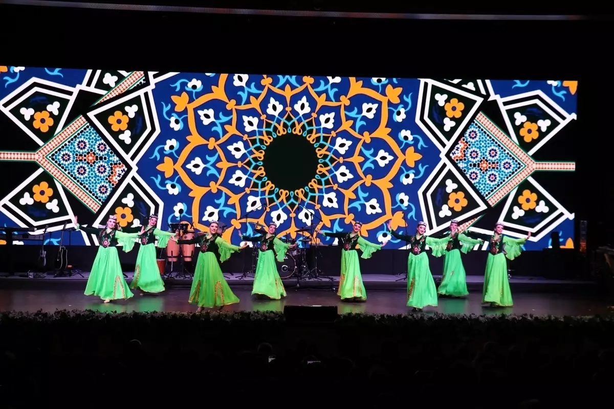 Kürşad Zorlu, Türk Dünyası Buluşması'nda Ortak Kader Mesajı Verdi