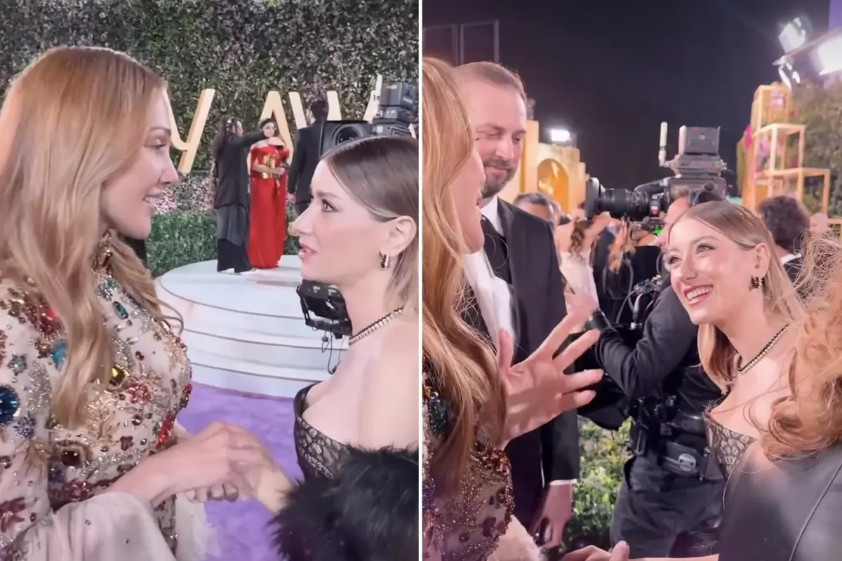 Hazal Kaya ve Meryem Üzerli Joy Awards'ta