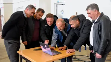 Bitlis'in Karla Mücadele Kahramanları AA'nın Yılın Kareleri Seçimine Destek Verdi