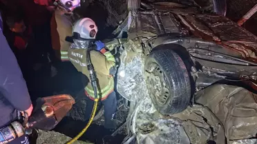 Hatay'da Otomobil Takla Attı: 2 Ölü, 3 Yaralı