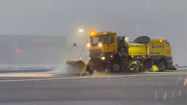 Kar Yağışı Sabiha Gökçen'de 38 Uçuşu İptal Etti