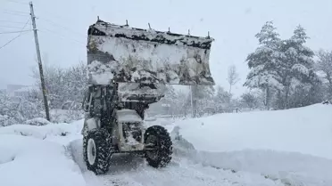 Karabük’te Kar Nedeniyle Kapanan 102 Köy Yolu Arasından 23’ü Yeniden Açıldı