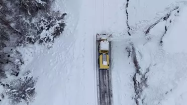 Tunceli'de Kar Kalınlığı 2 Metreyi Aştı, 273 Köy Yolu Açıldı