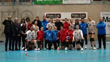 Bursa Büyükşehir Belediyespor Kadın Hentbol, Avrupa Kupası'nda Çeyrek Final Kapısını Araladı