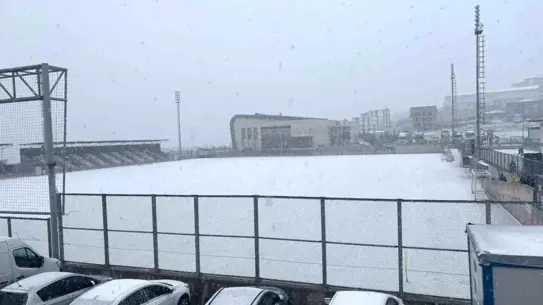 Yoğun Kar Şartları Kocaeli 2. Amatör Lig Maçını Erteledi