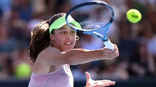 Zeynep Sönmez, Avustralya Açık'ta Alexandrova'yı Eleyerek 2. Tura Yükseldi