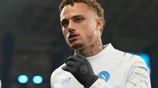 Galatasaray, Napoli'nin yıldızı Noa Lang'ı kiralık olarak kadrosuna kattı