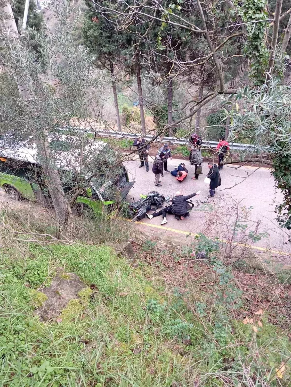 Karamürsel'de Genç Motosikletli Minibüs Çarpması Sonucu Hayatını Kaybetti