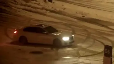 Drift yapan araçların çarpışma anı