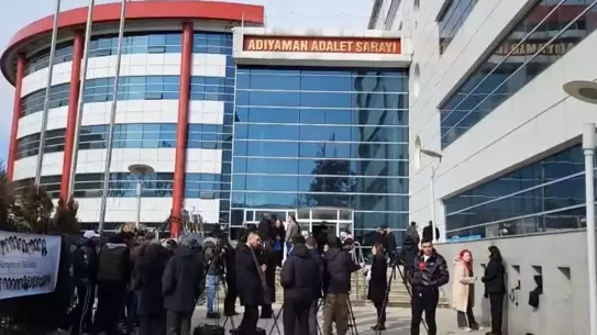 Grand İsias Otel binasının dış görünüşü