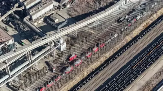 Patlamanın etkilediği çelik fabrikası görüntüsü