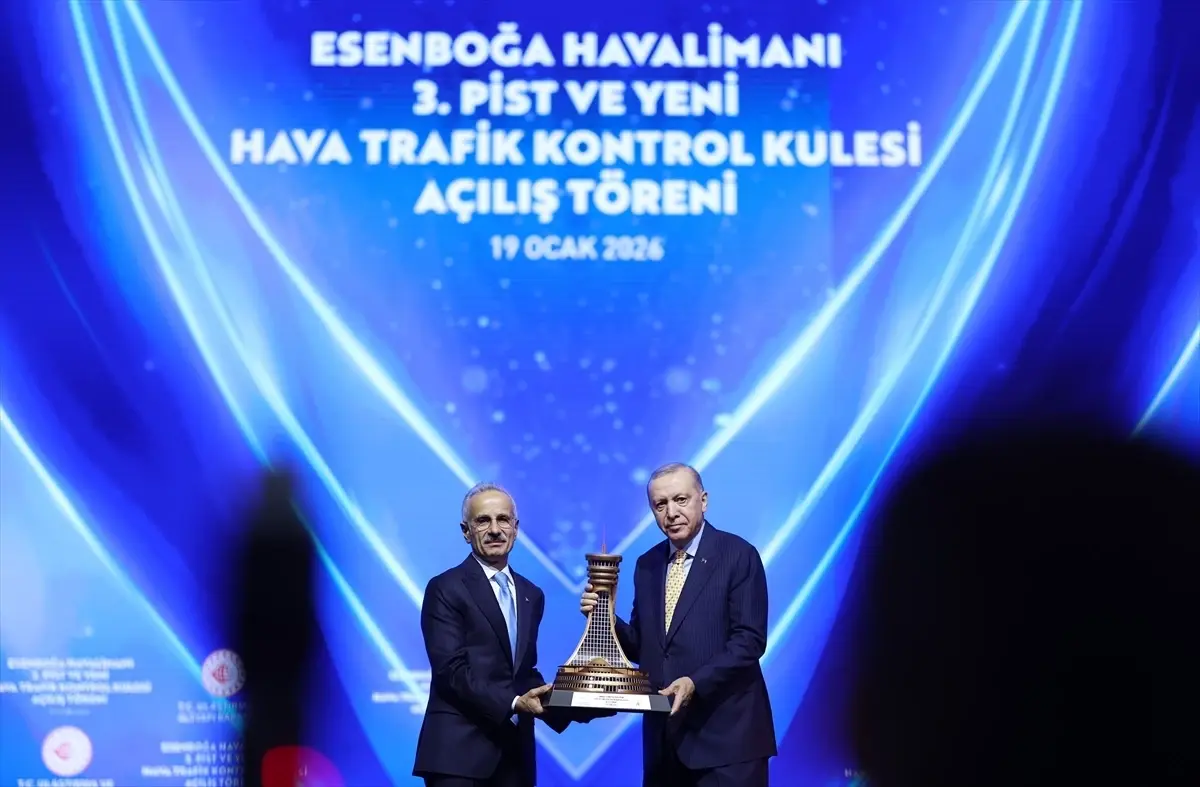 Esenboğa Havalimanı’nın Yeni Pisti ve Kulesi Açıldı: Erdoğan’dan Küresel Uçuş Ağı Hedefi