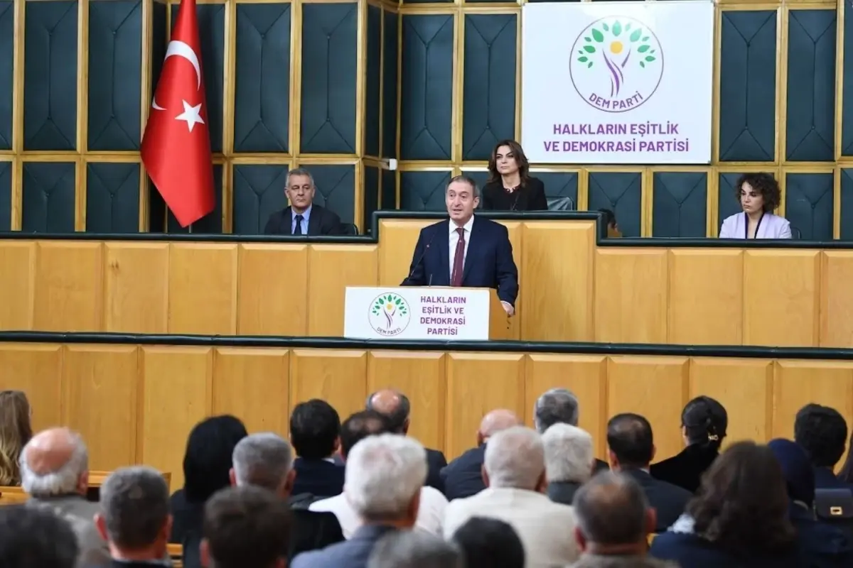 DEM Parti, Nusaybin'de Suriye Gelişmeleri Sonrası Toplantı Düzenliyor